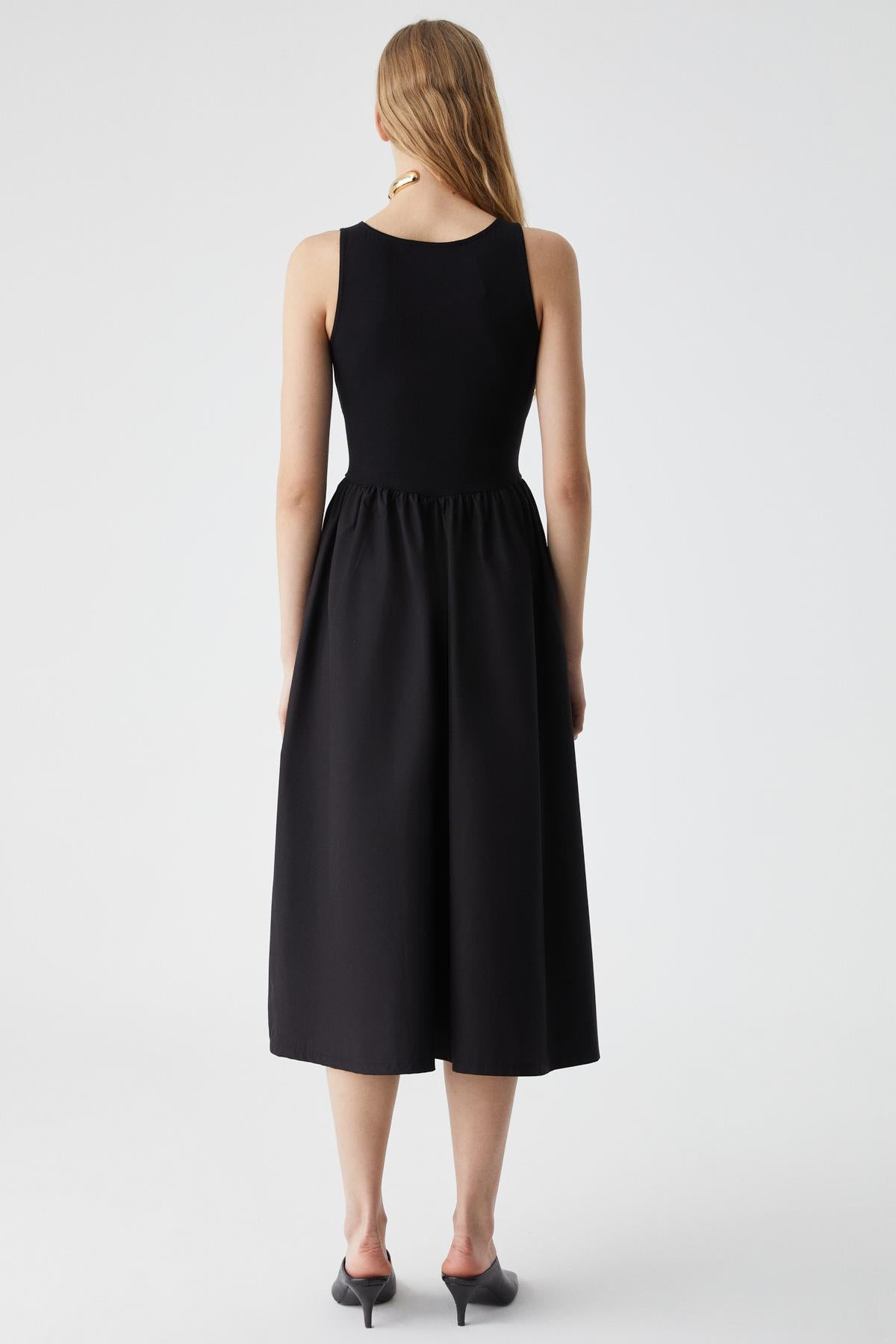 AIRE Damen Ärmelloses Kleid gefüttert
