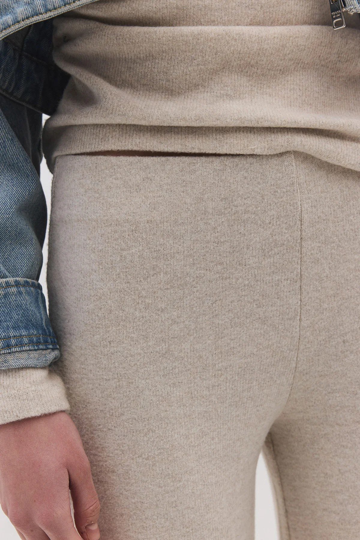 Weitbeinige Hosen