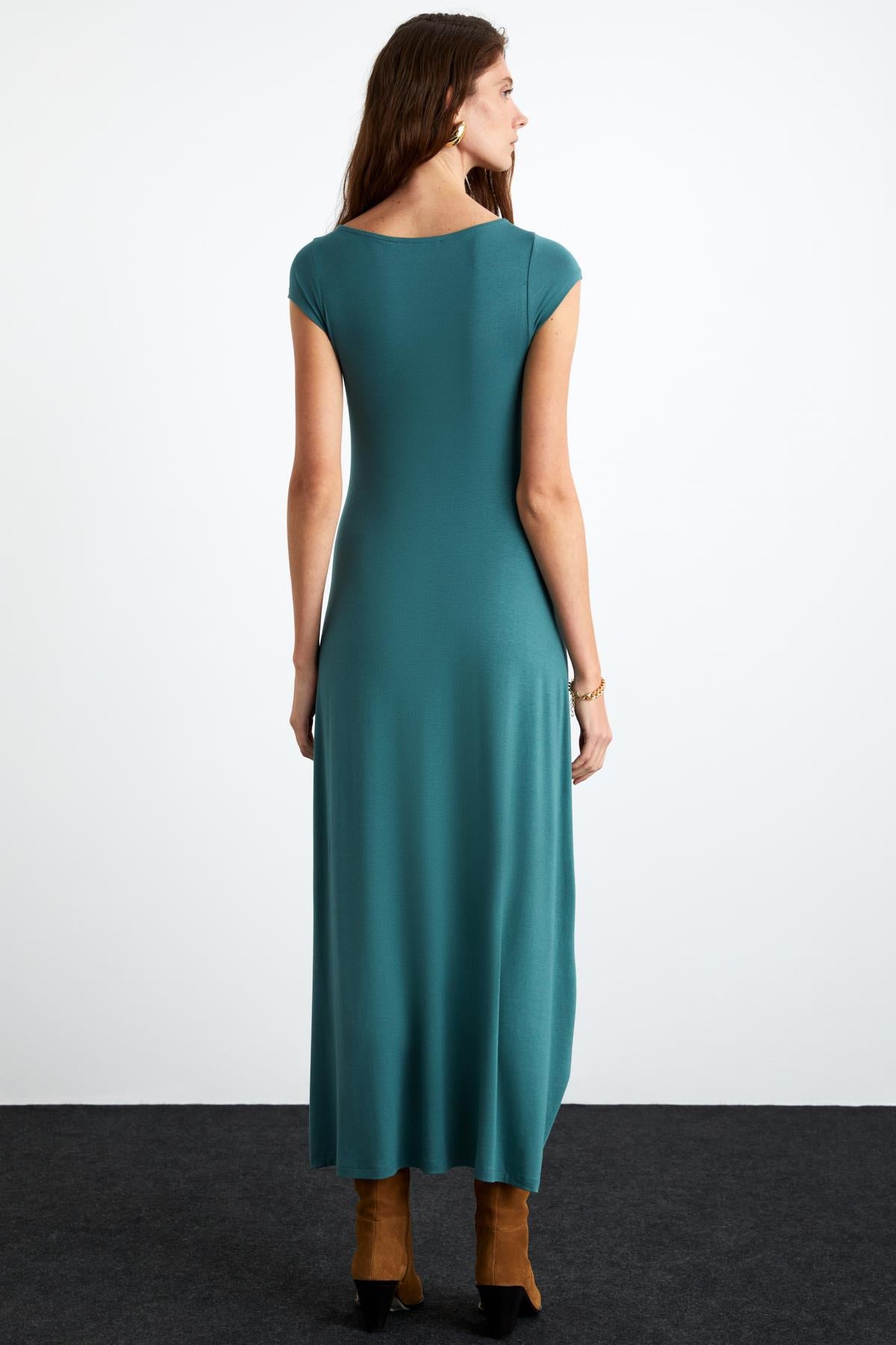 ESLY Damen Viskose Rückenkleid