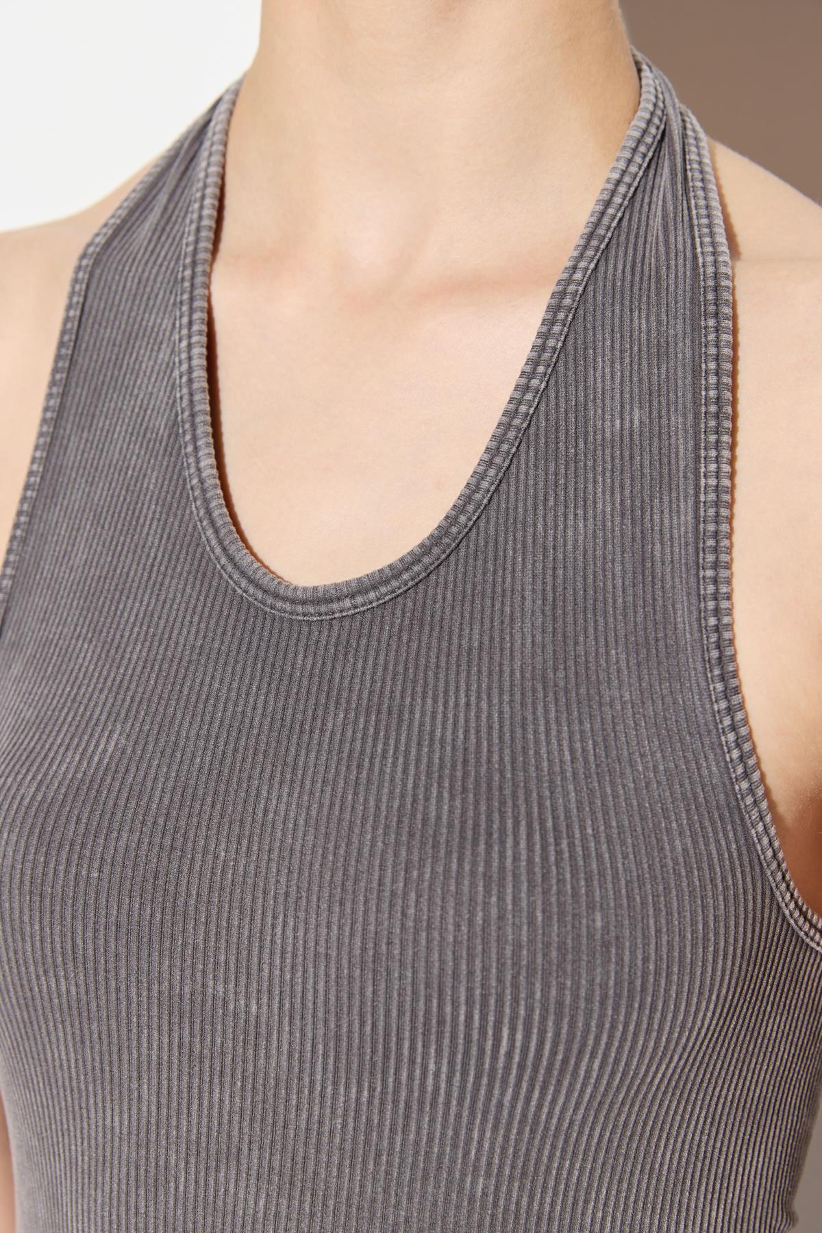 Neckholder-Minikleid
