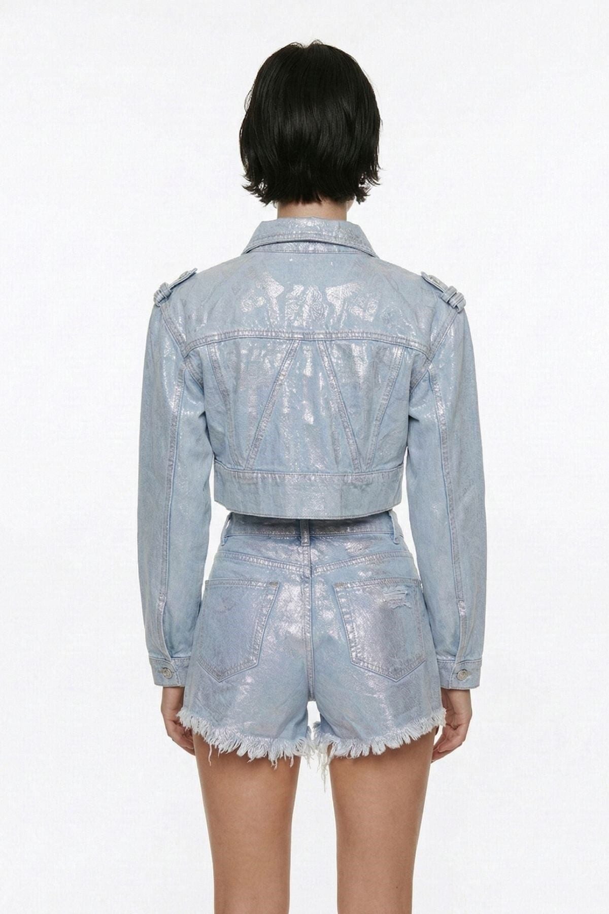 Individuelle glänzende Jeansshorts