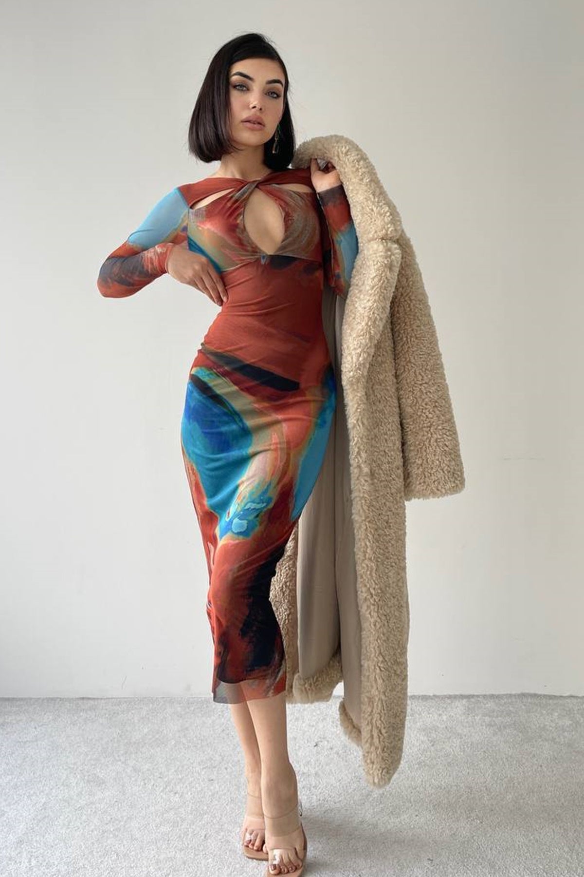 Midi-Abendkleid mit Batikmuster