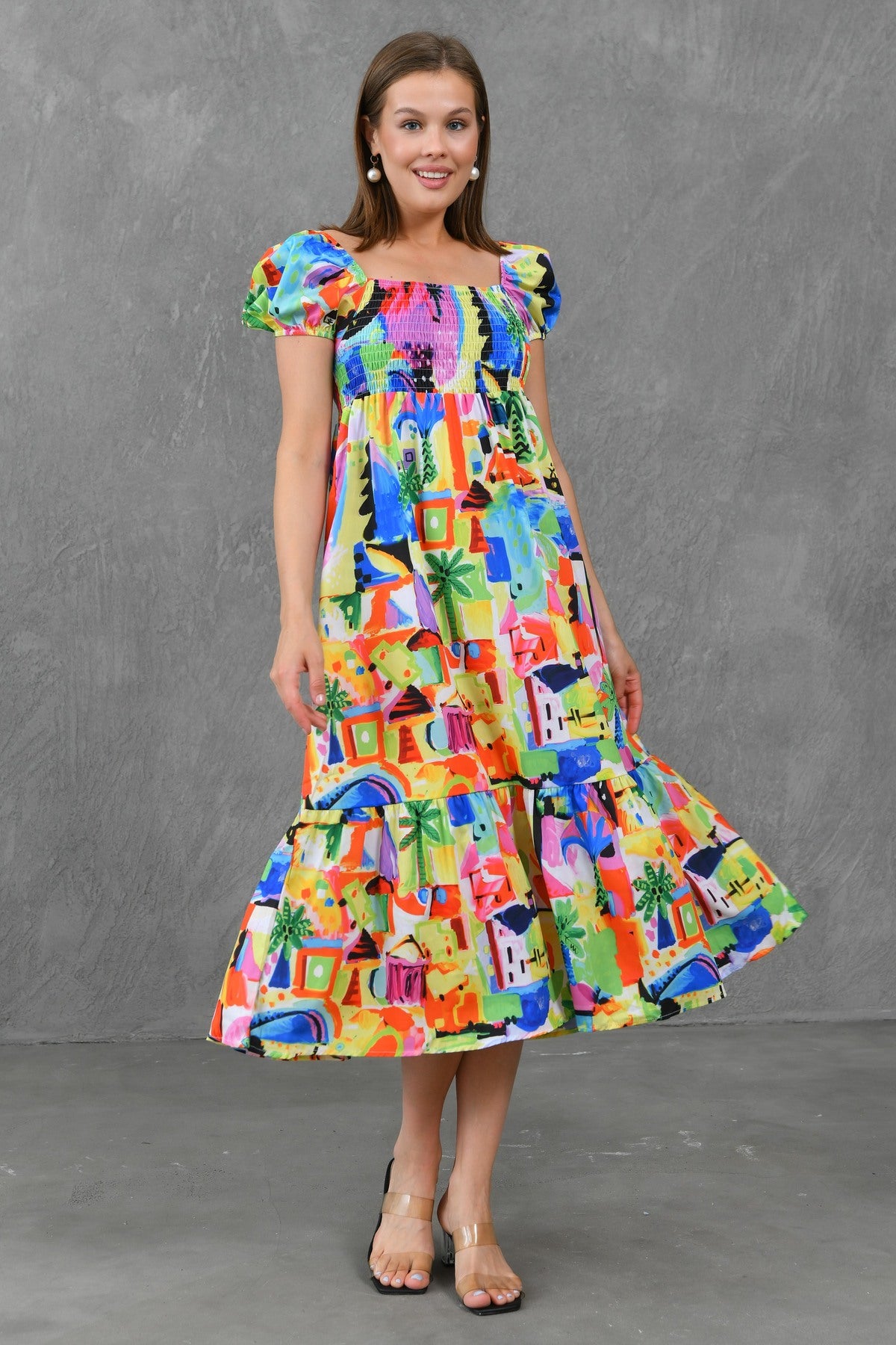 Maxikleid mit eckigem Ausschnitt
