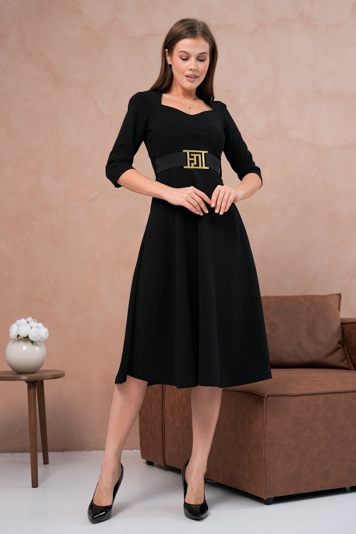 Midikleid mit Gürtel