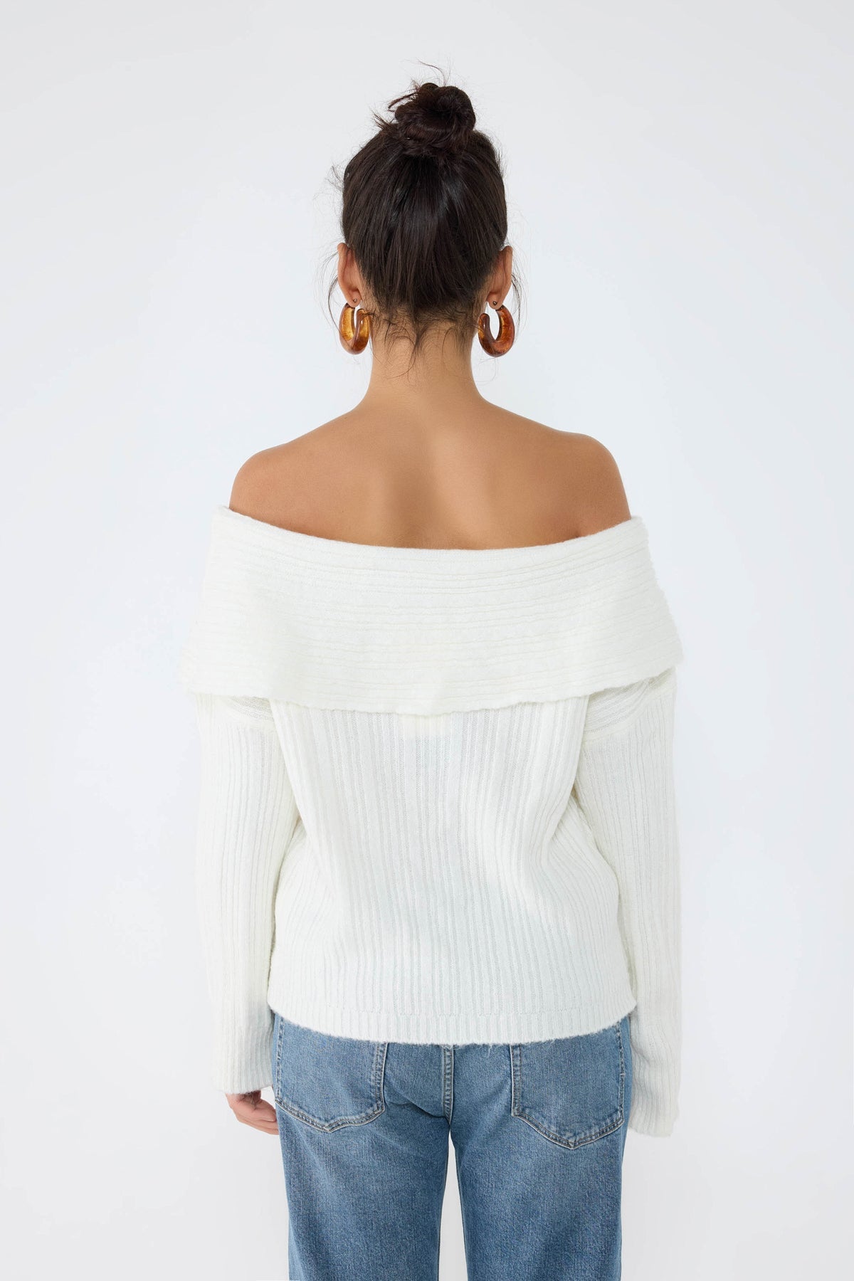 Strickpullover mit U-Boot-Ausschnitt