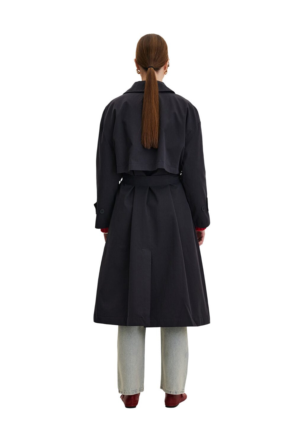 Schwarzer, übergroßer Trenchcoat aus Gabardine mit Gürtel