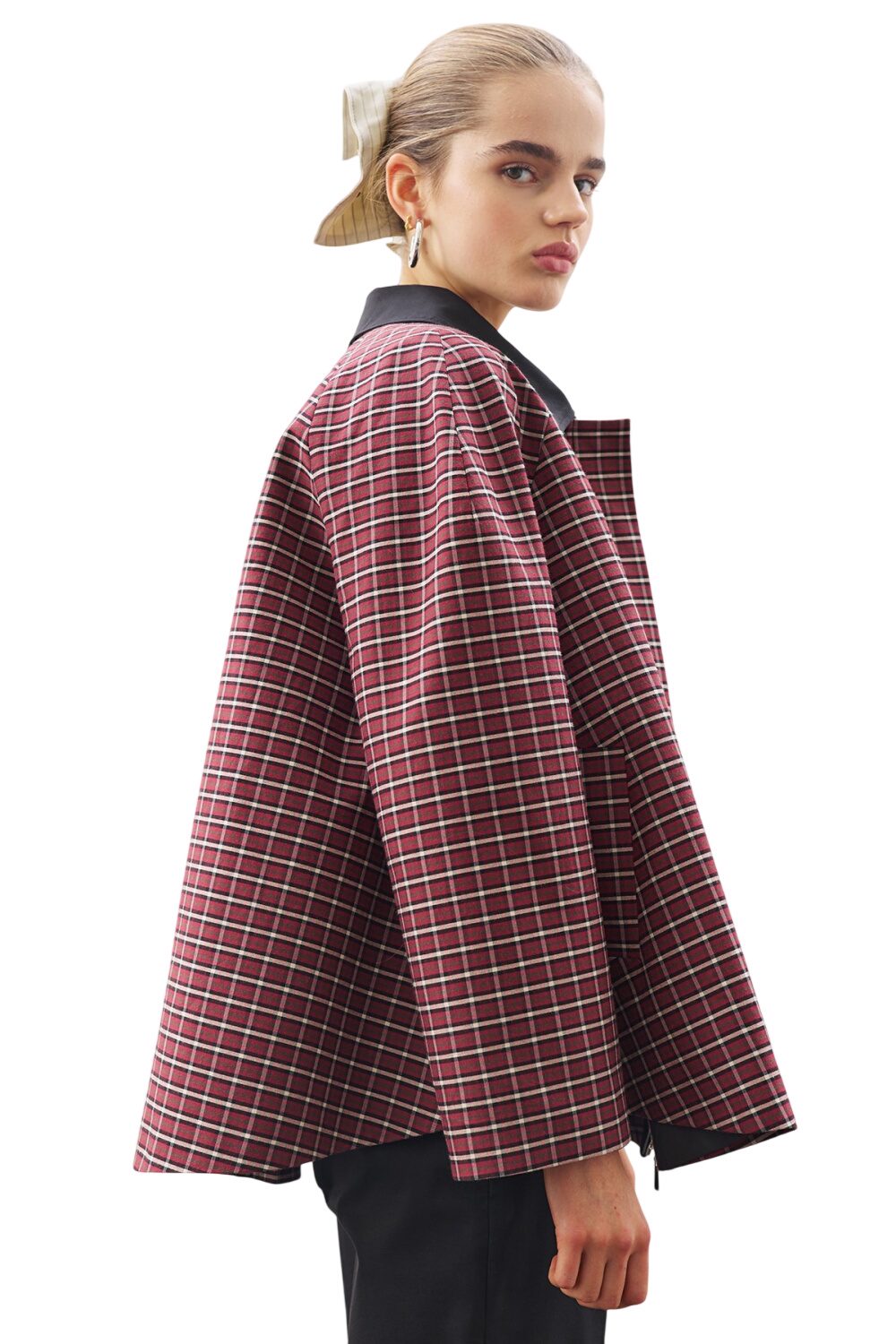 Trenchcoat mit Kontrastkragen, schwarz