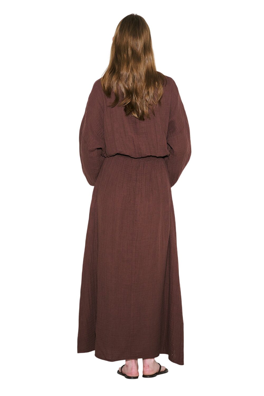MUSLINKLEID MIT GERAUTER TAILLE, SCHWARZ.