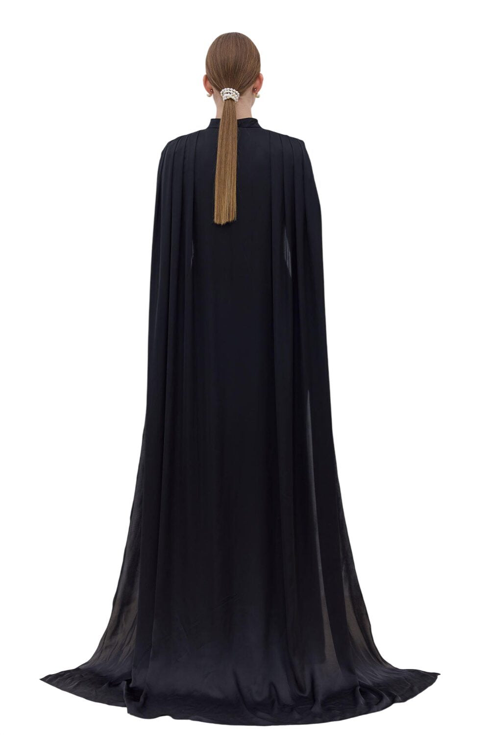 SCHWARZES ABENDKLEID MIT CAPE