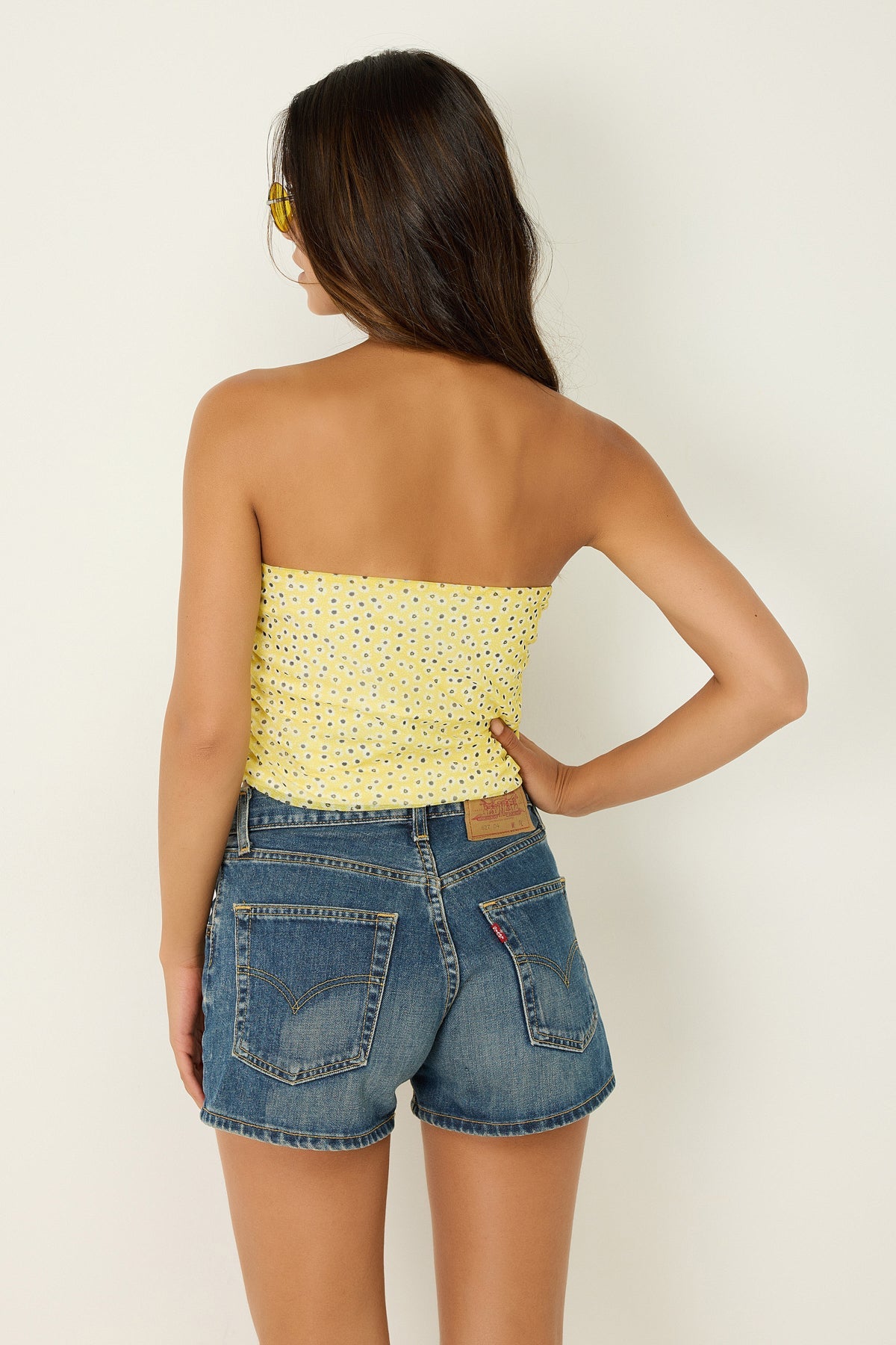 Trägerloses Crop-Top