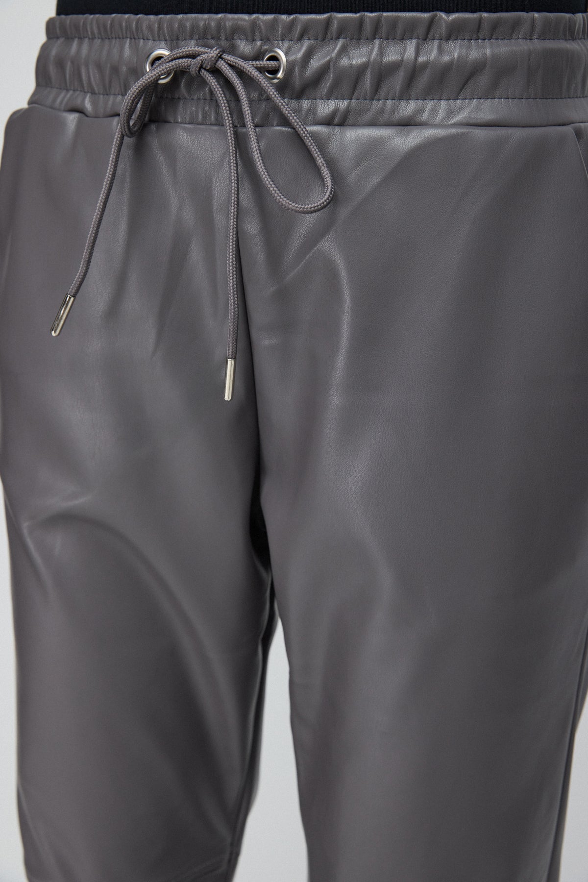 Jogginghose aus Kunstleder