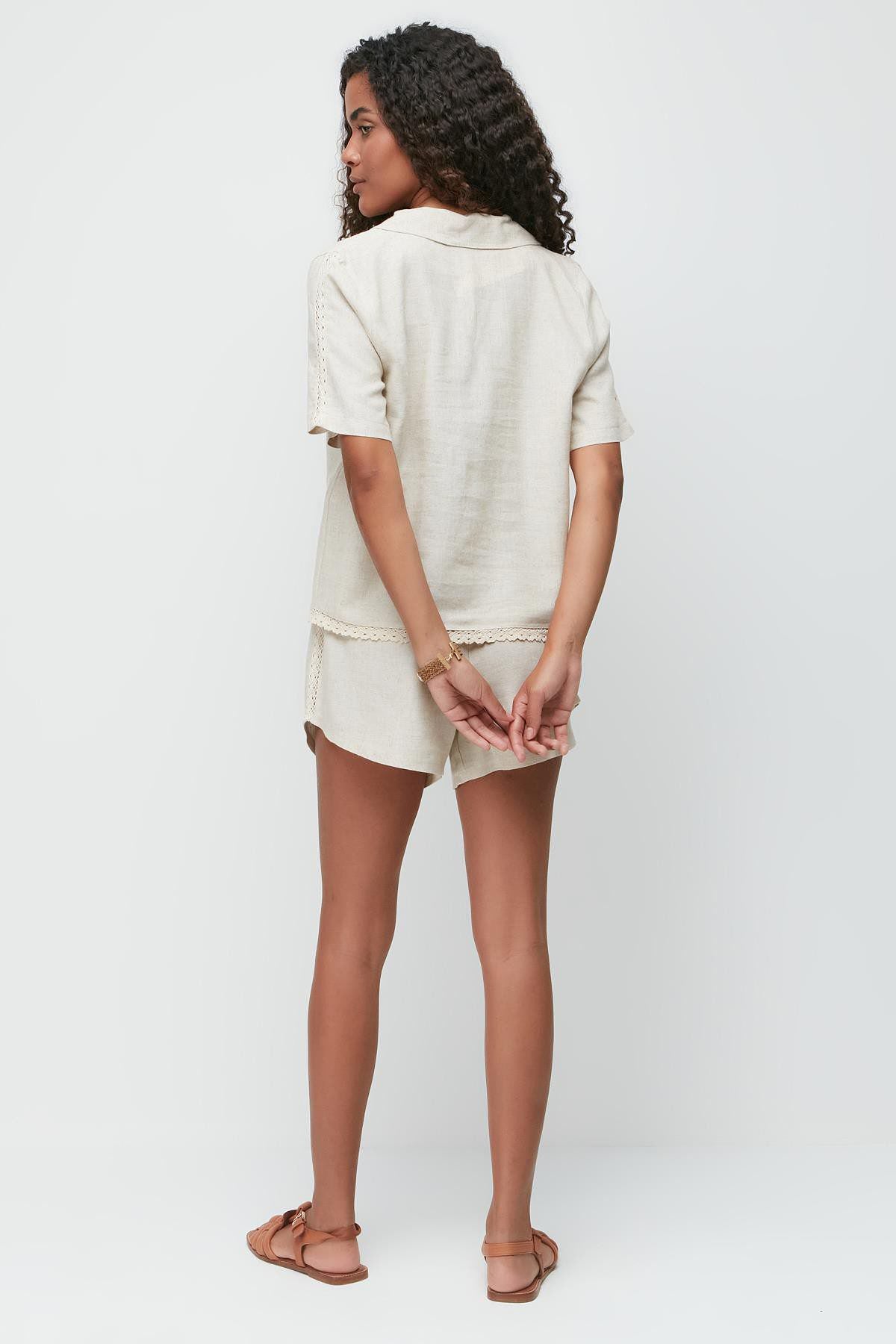 Kurzarm Spitzen Detail Shirt und Shorts Set