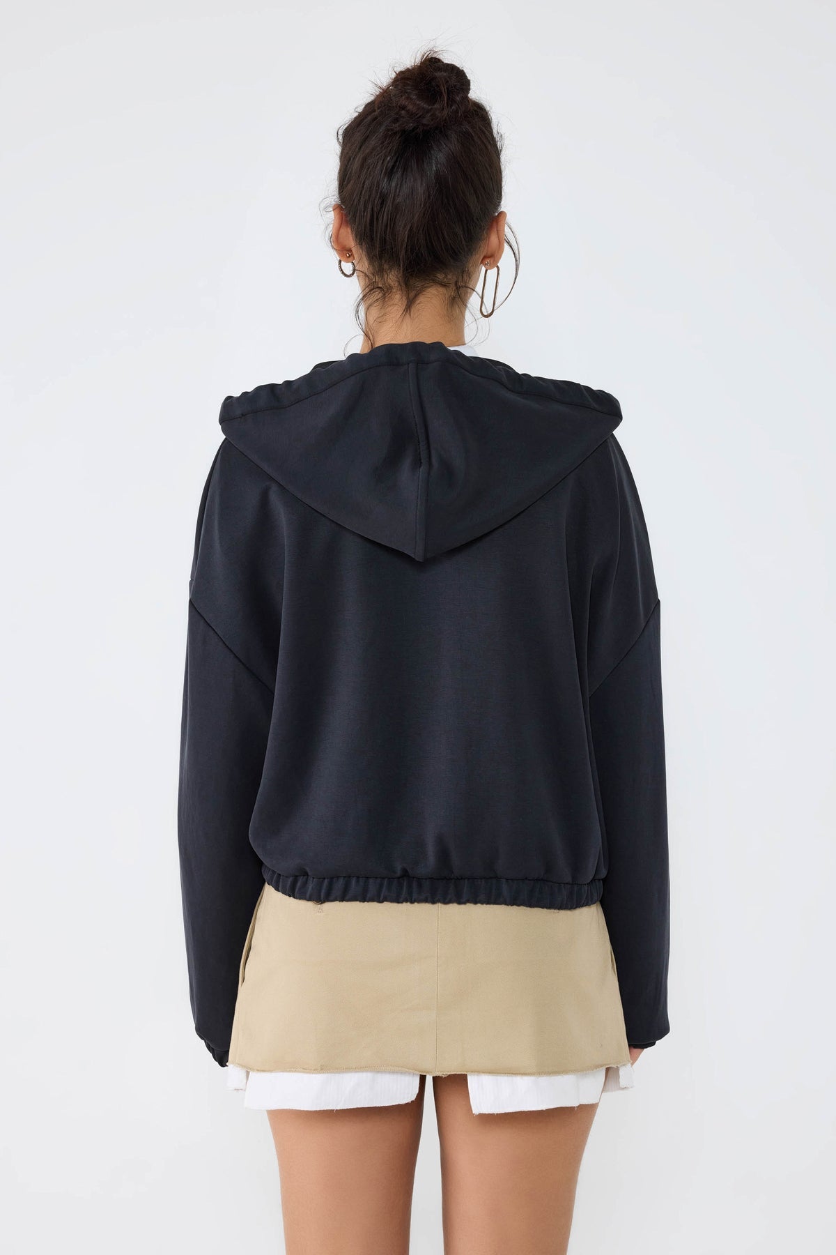 Kurzes Sweatshirt mit weichem, strukturiertem Reißverschluss