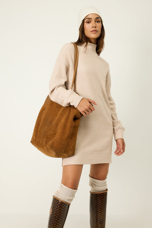 Kleid mit halbem Rollkragen