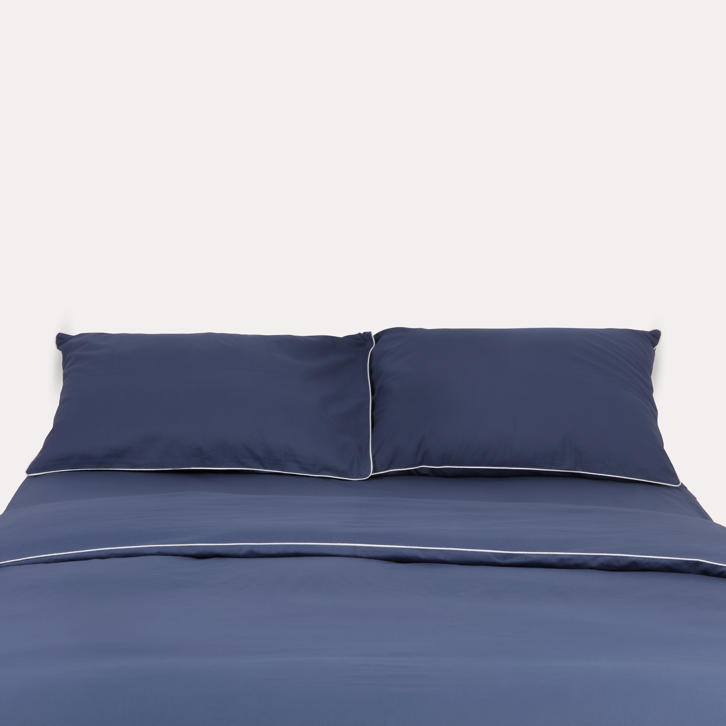 Classic Percale - Core Bedding Set - Navy Blue with White Piped Edge