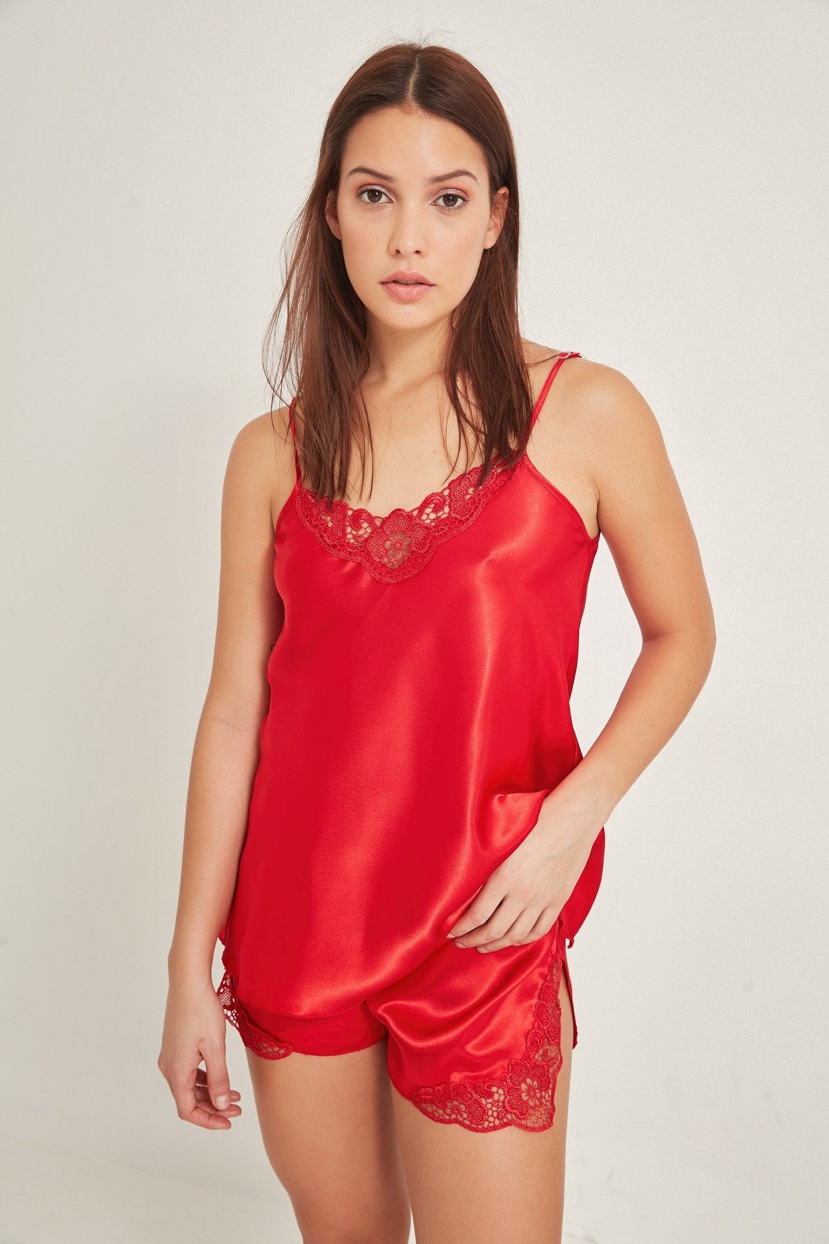 Damen Satin-Nachthemd mit Shorts