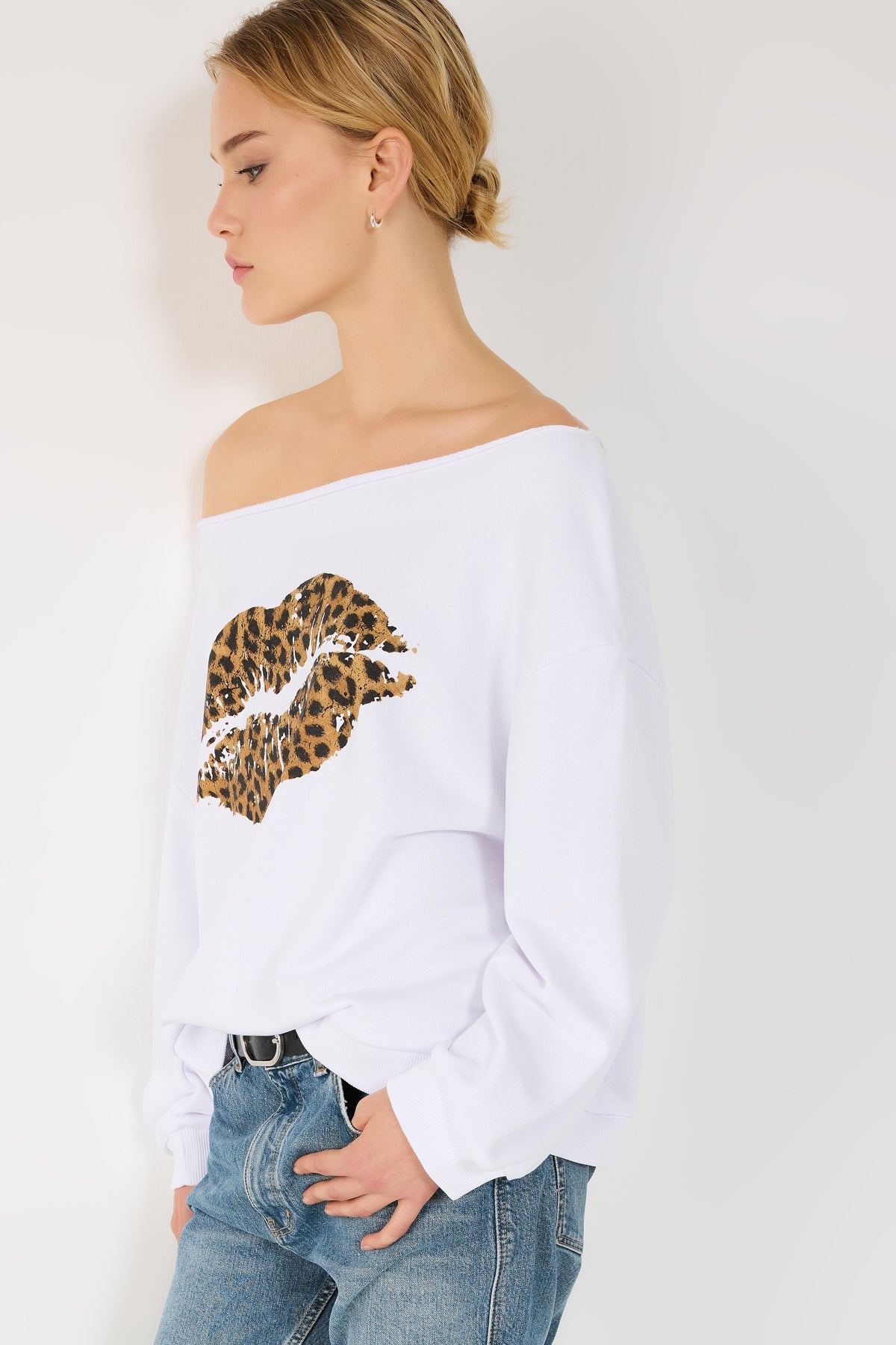 Sweatshirt mit Leopardenmuster und Lippenprint
