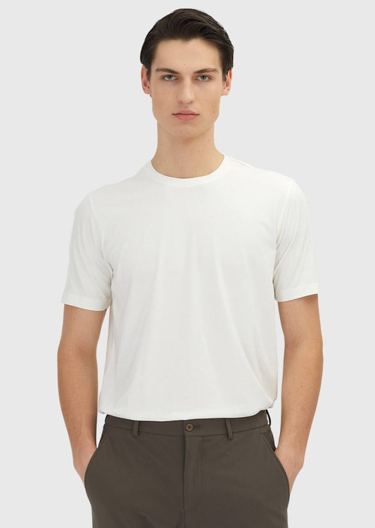 Einfaches T-Shirt mit Rundhalsausschnitt