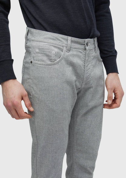 Gewebte, schmal geschnittene Freizeithose aus Baumwollmischgewebe
