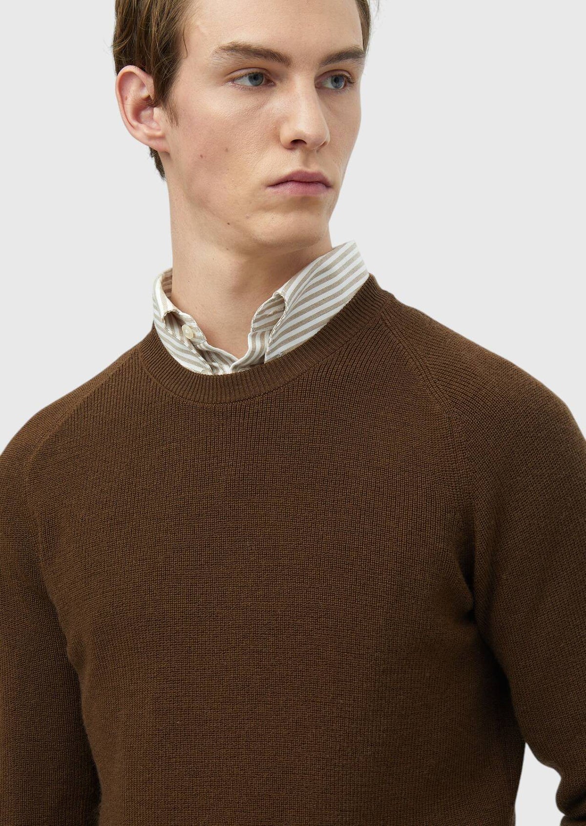 Zimtfarbenes Strickwaren-Sweatshirt