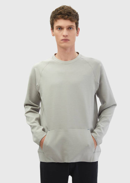 Einfarbiger Pullover mit Rundhalsausschnitt