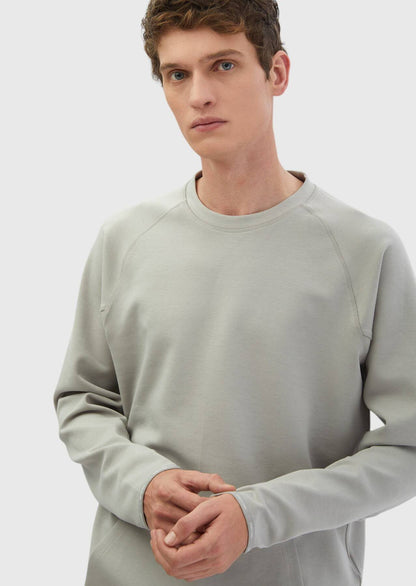 Einfarbiger Pullover mit Rundhalsausschnitt