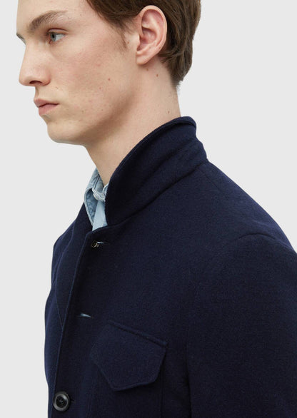 Schlichte Hemdjacke mit Schulterpartie, schmale Passform, 100 % Wolle