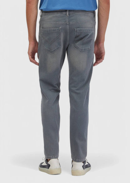 Slim-Fit-Jeans aus türkischer Baumwollmischung