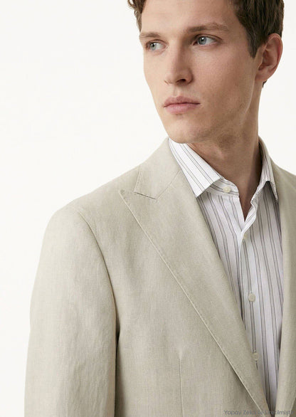 Slim-Fit-Anzug aus 100 % Leinen, federleicht.