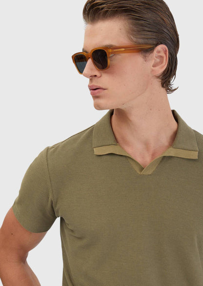 Olivgrünes Jacquard-Poloshirt aus 100 % Baumwolle