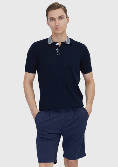 Marineblaues, schlichtes Polo-Shirt aus 100 % Baumwolle