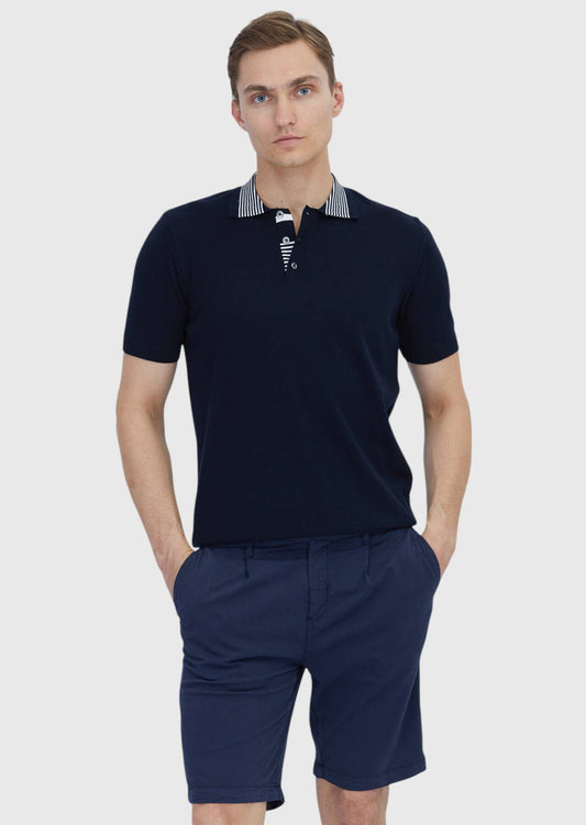 Marineblaues, schlichtes Polo-Shirt aus 100 % Baumwolle