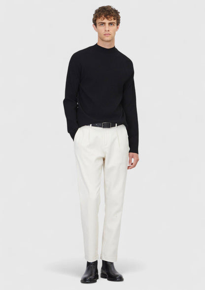 Schwarzes Strick-Sweatshirt