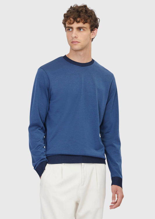 Blaues, schlichtes Sweatshirt mit Rundhalsausschnitt