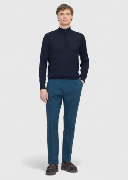 Marineblaues Strick-Sweatshirt
