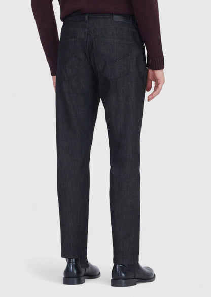 Schwarze, schmal geschnittene Jeans aus Baumwollmischgewebe