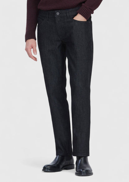 Schwarze, schmal geschnittene Jeans aus Baumwollmischgewebe