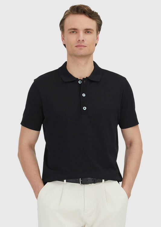 Schwarzes Polohemd aus 100% Baumwolle