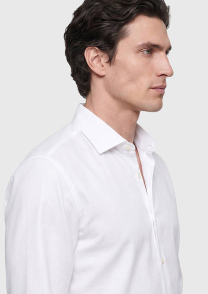 Weißes, einfarbiges, normal geschnittenes Strickhemd aus Baumwollmischgewebe