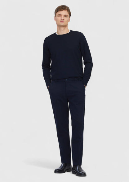 Marineblaues Strick-Sweatshirt