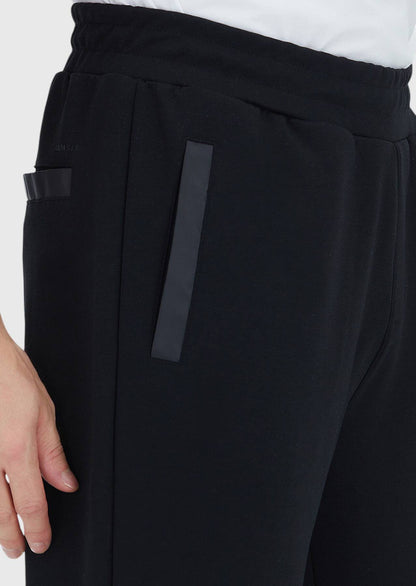 Schwarze Jogginghose