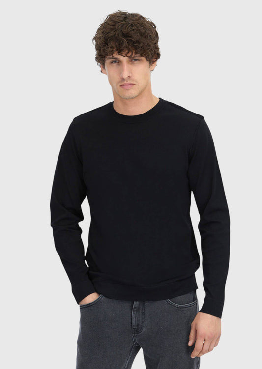 Schwarzes Strick-Sweatshirt