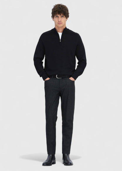 Schwarzes Strick-Sweatshirt