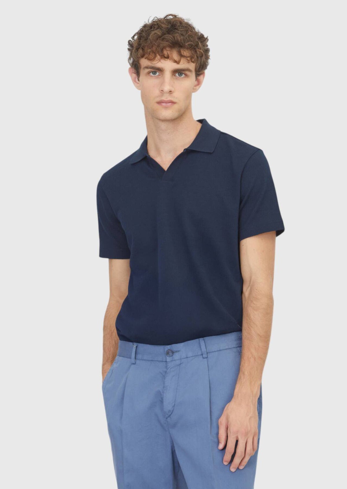 Marineblaues Ripp-T-Shirt aus 100% Baumwolle