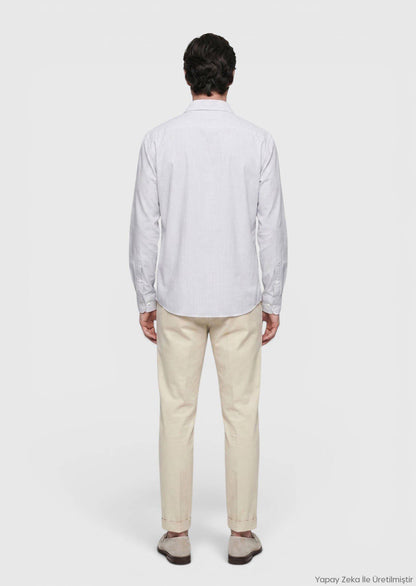 Leichtes gestreiftes Regular Fit Hemd
