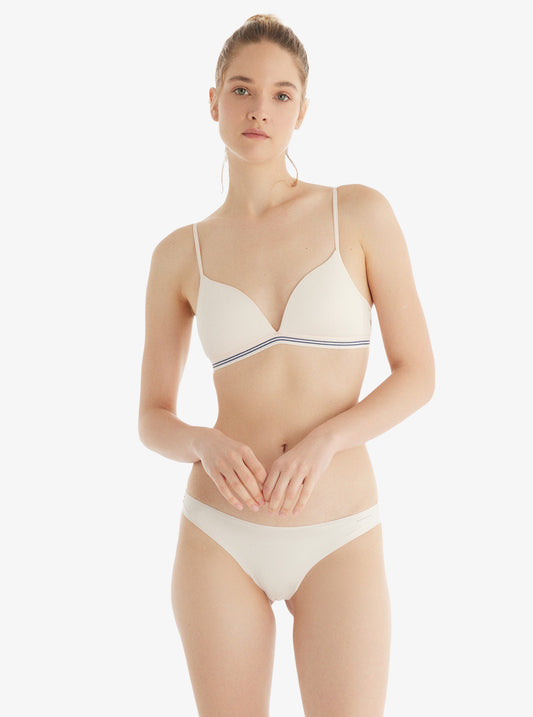Damen Nahtlose Brasilianische Panty 1662 - Beige