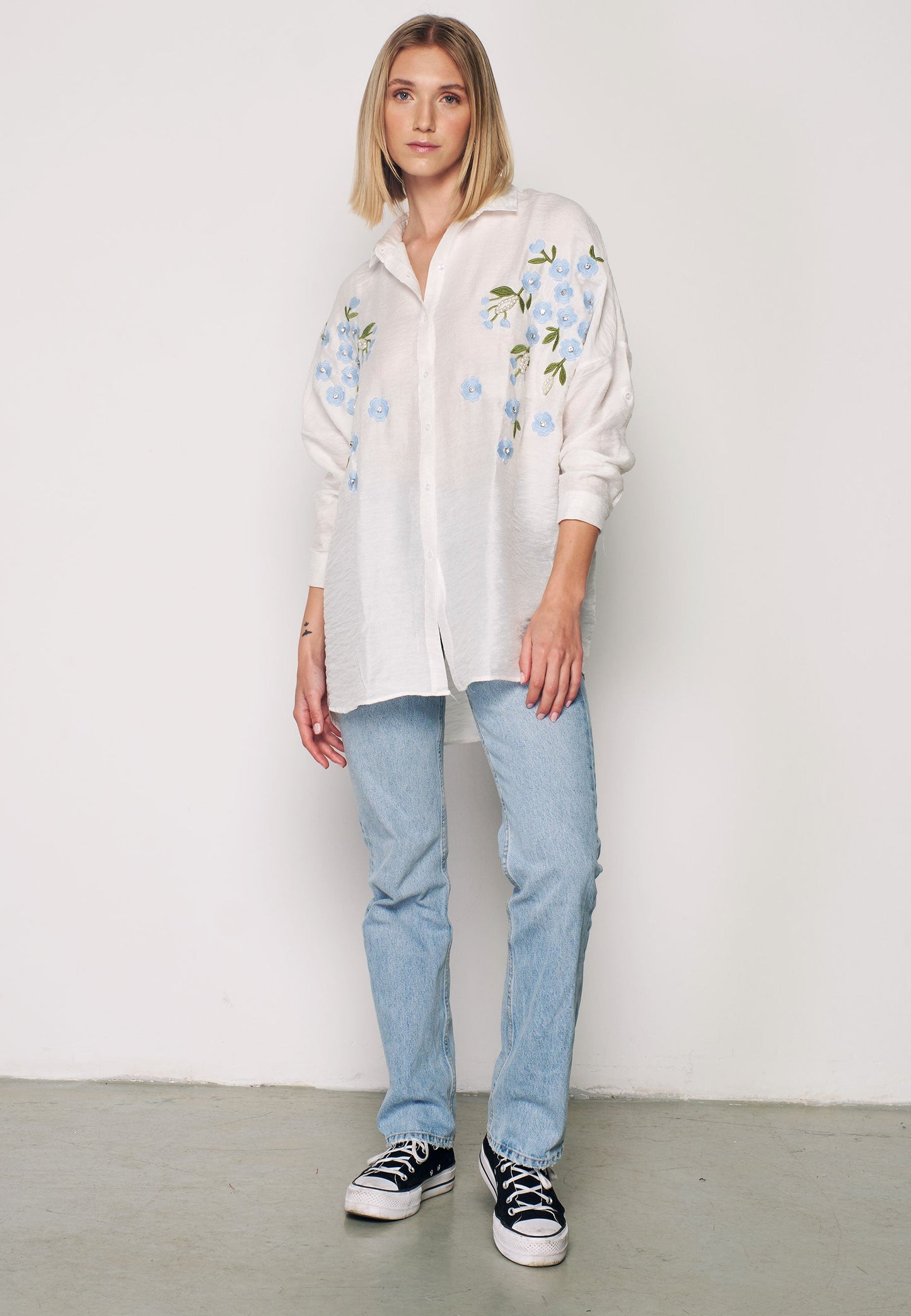 Women's Floral Embroidery Oversised Shirt