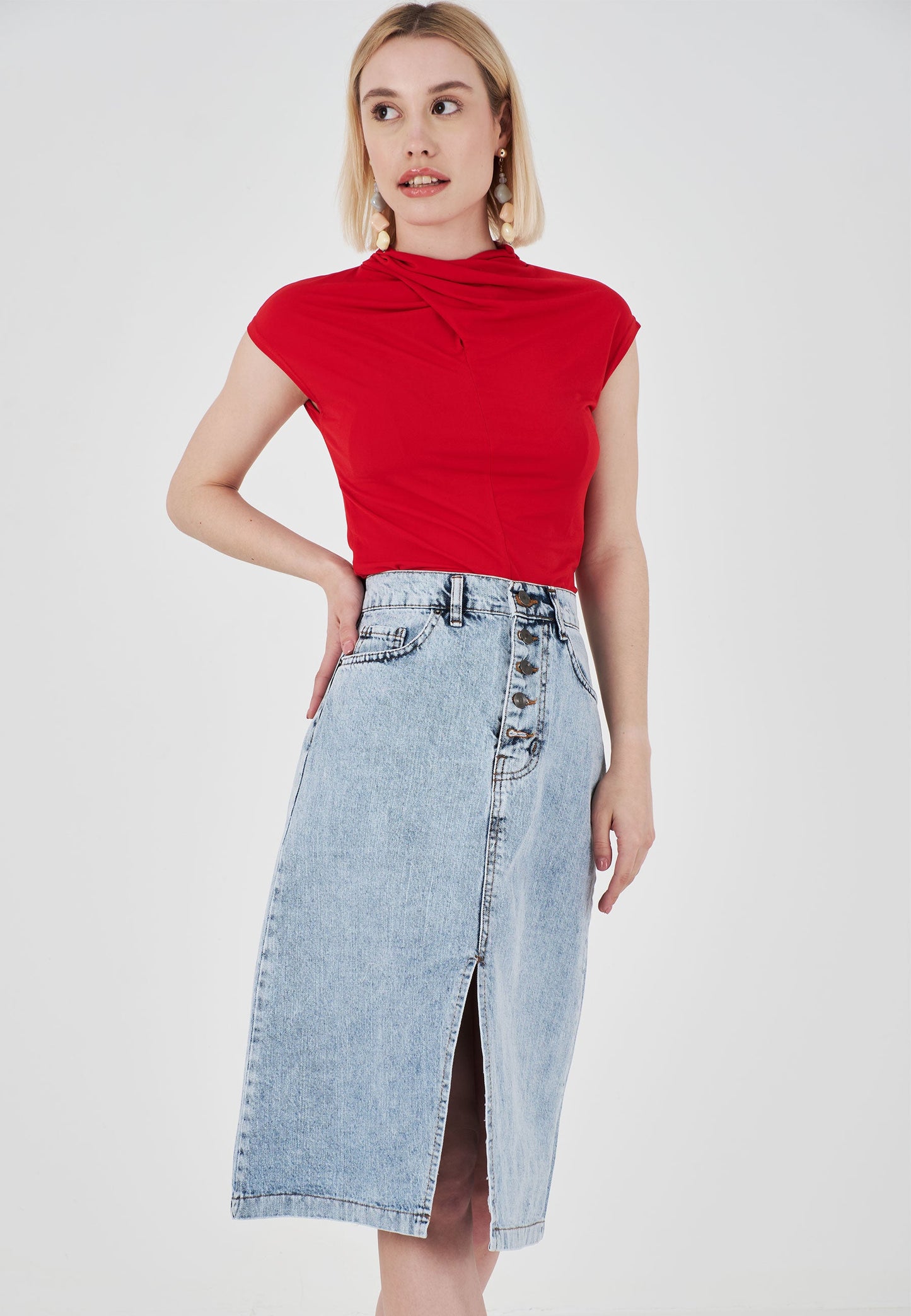 Women's Buttoned Straight Slit Denim Skirt