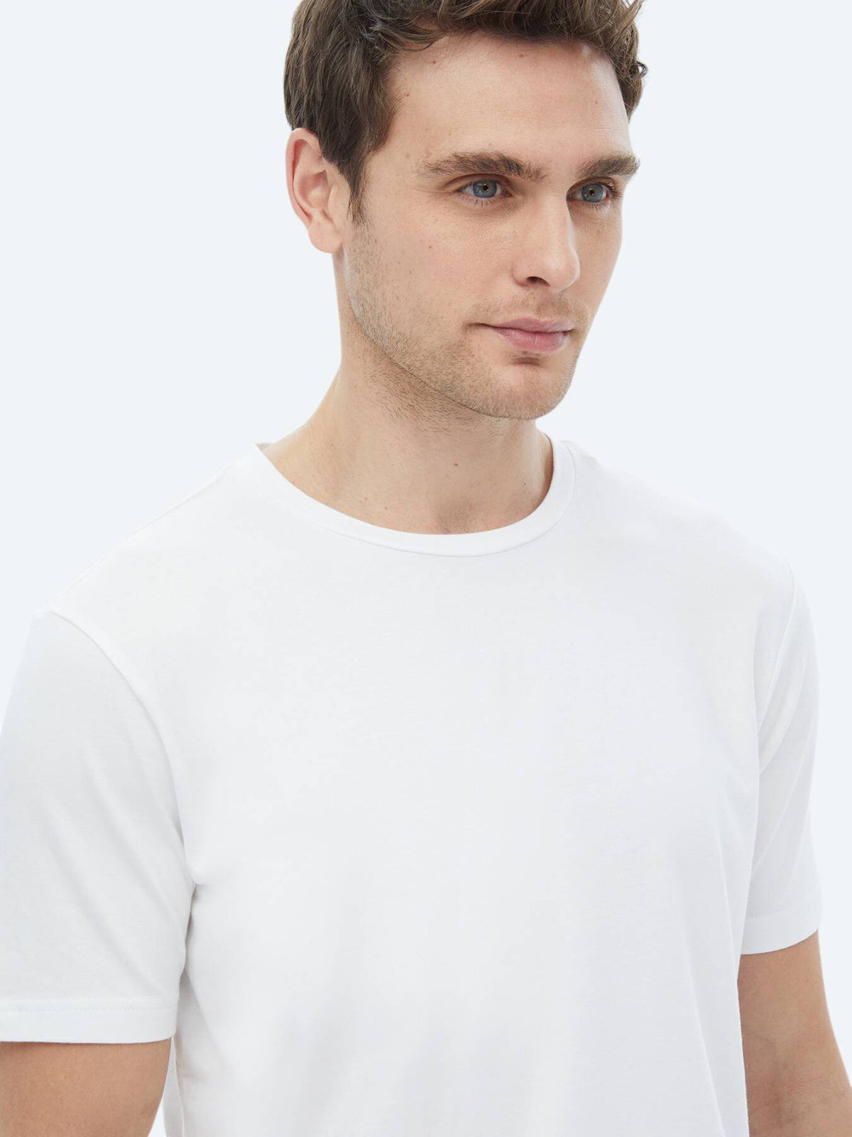 Weißes Rundhals T-Shirt aus Baumwolle