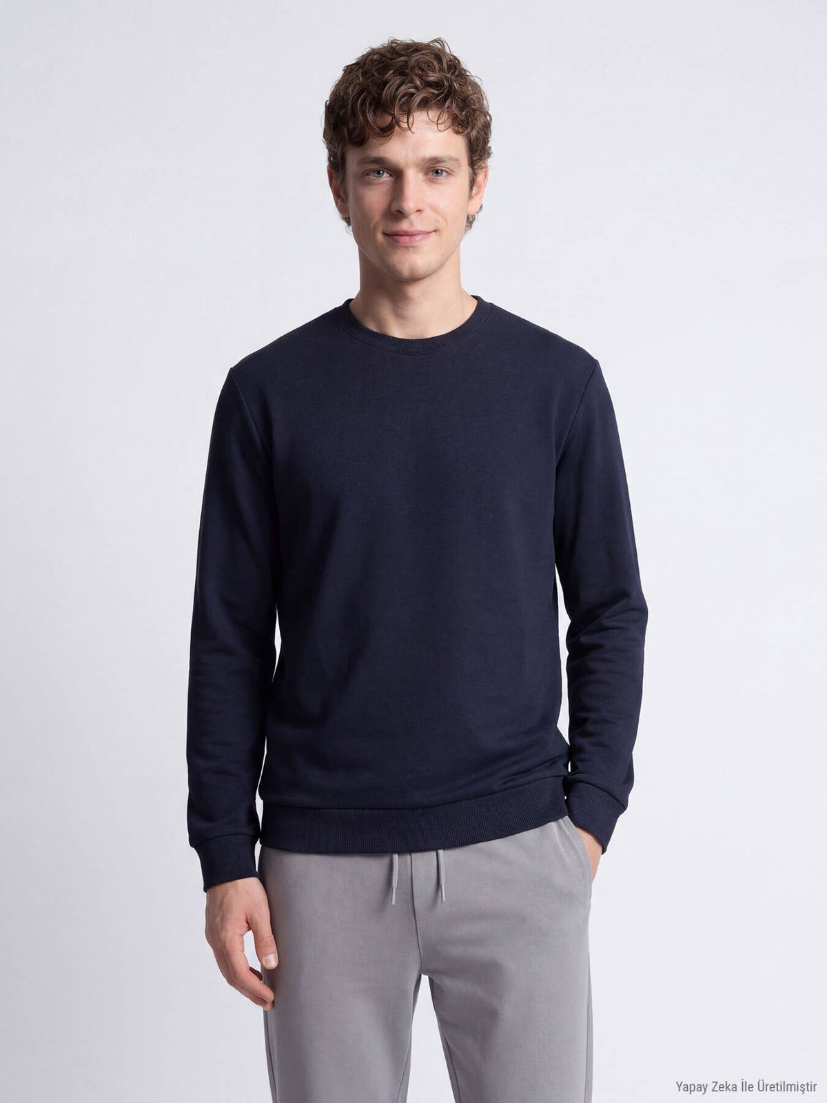 Marineblaues schlichtes Sweatshirt